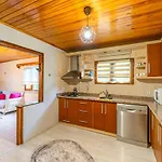 Frühstückspension Sapancaminihouse 4*