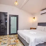 Sapancaminihouse Frühstückspension 4*